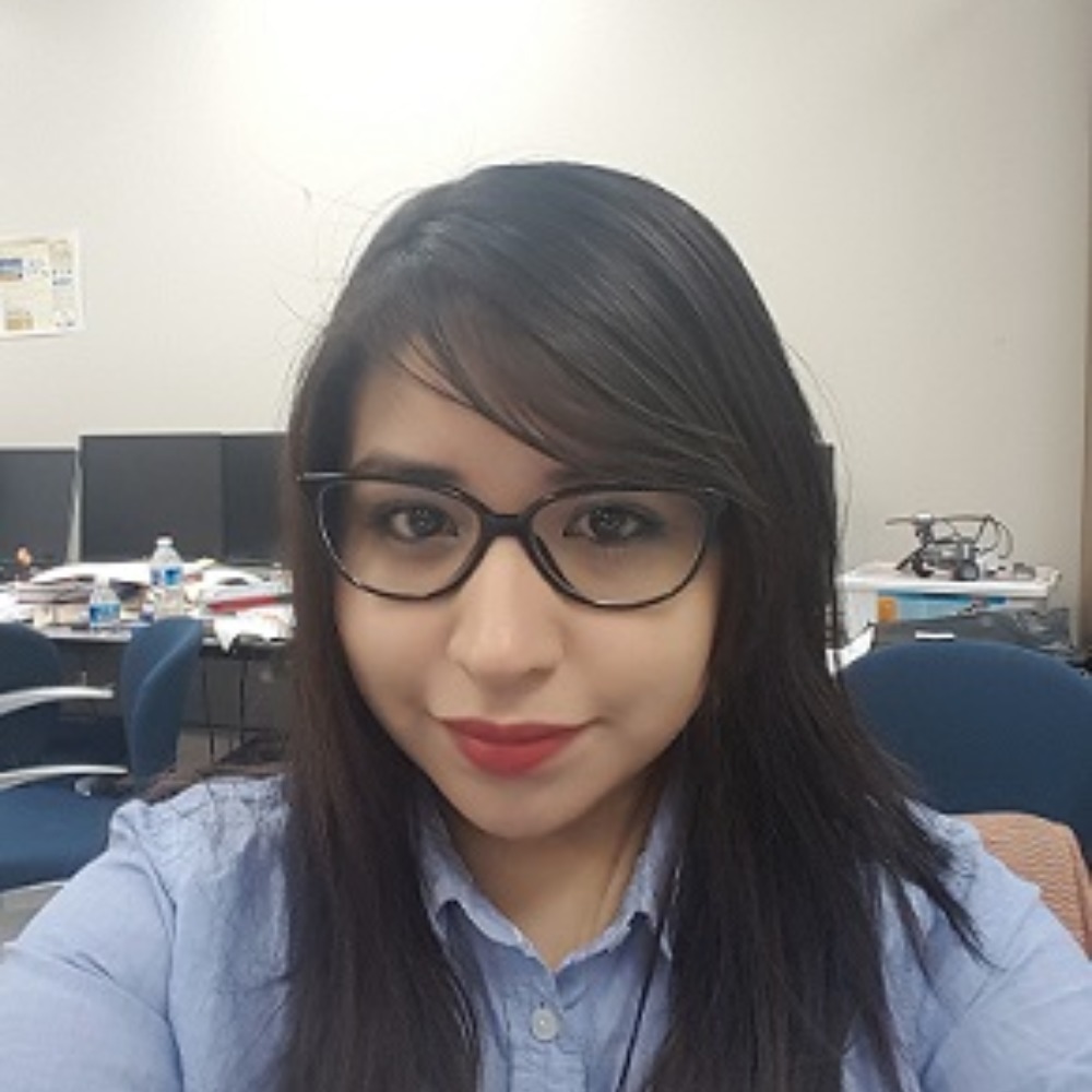 Meet your Posher, Yenny